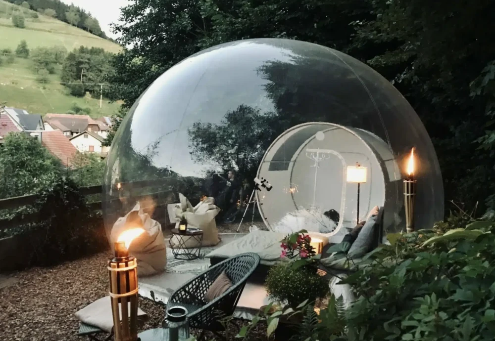 small bubble tent